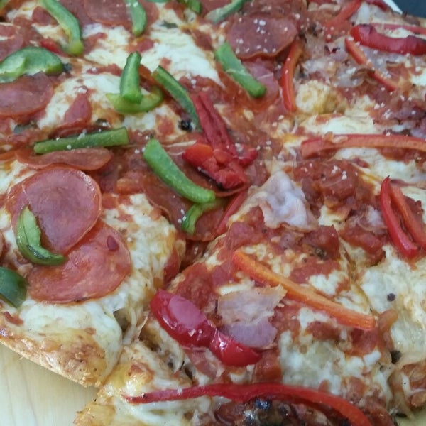 Super mega deliciosa la pizza al sartén, diferente al estilo Chicago no se confundan