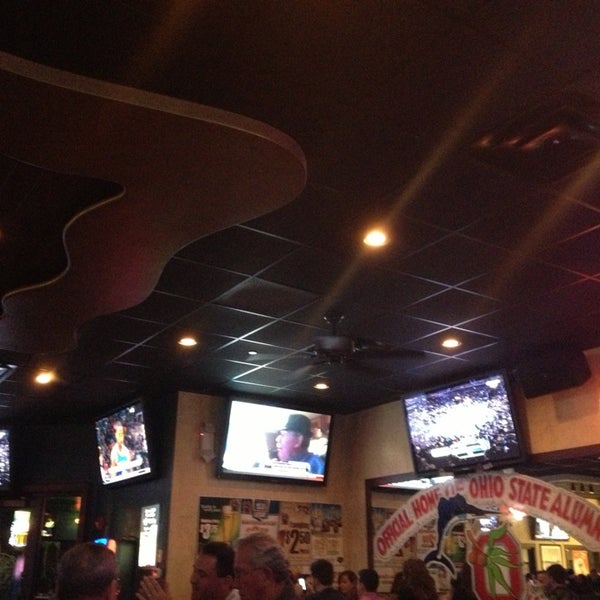 Photo taken at Bru&#39;s Room Sports Grill - Coral Springs by Xavi V. on 12/27/2012