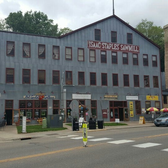 Staples Mill Antiques 1 tip from 201 visitors