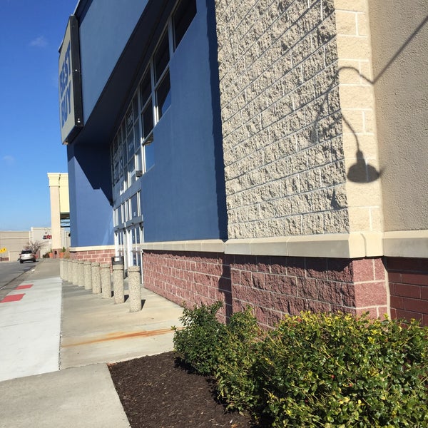 Best Buy Lees Summit, MO