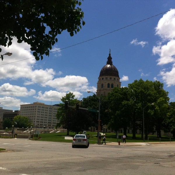 Hill's Pet Nutrition Sales Inc Office in Downtown Topeka