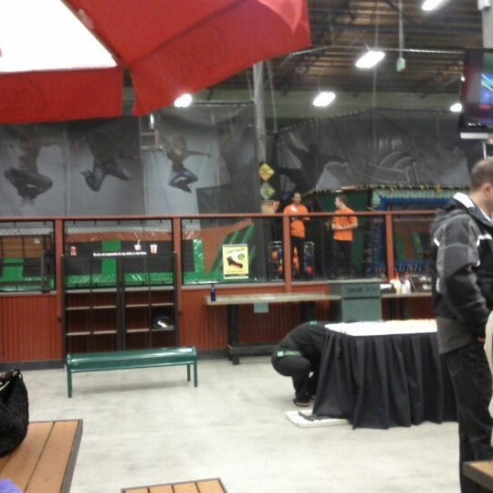 Photo taken at Elevated Sportz Ultimate Trampoline Park &amp; Event Center by Monica H. on 12/20/2012