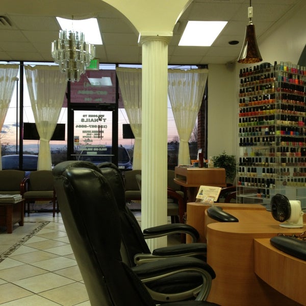 TNails Cosmetics Store in Auburn