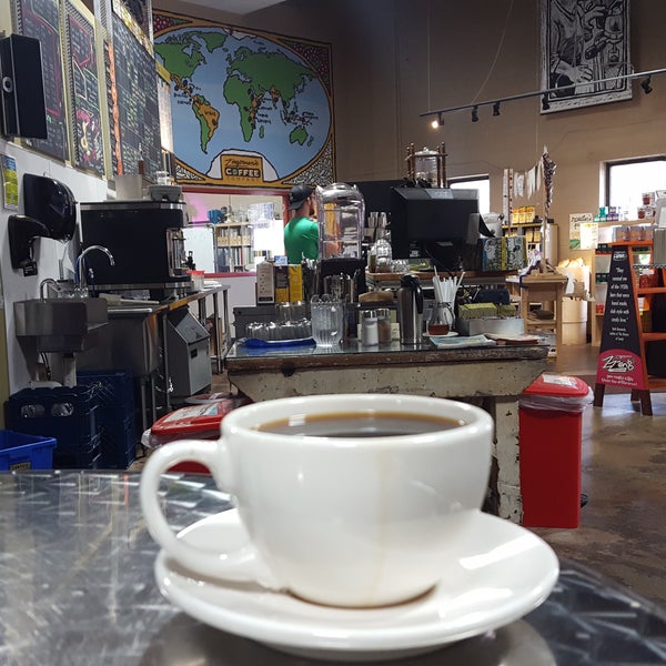 8/11/2016 tarihinde Aaron C.ziyaretçi tarafından Zingerman&#39;s Coffee Company'de çekilen fotoğraf