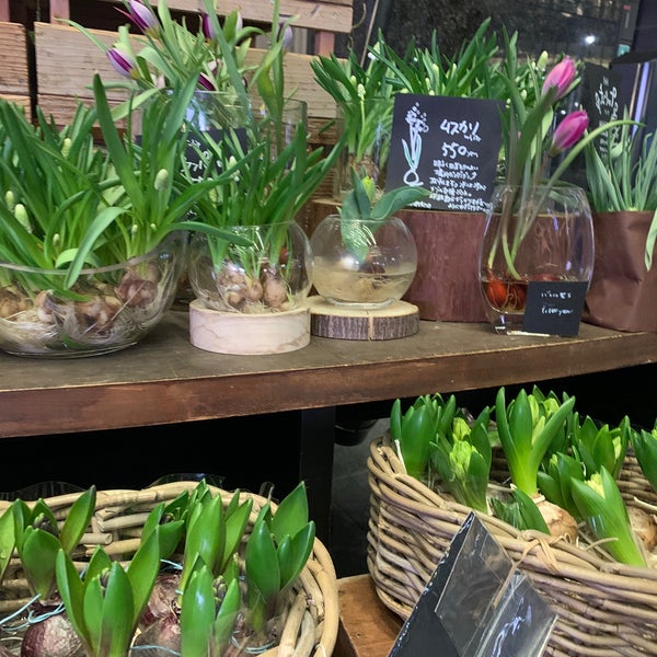 Aoyama Flower Market ルクア大阪店 Lucua1100 梅田 0 Tips