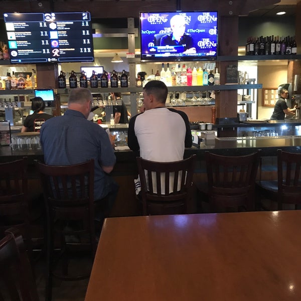 7/23/2017 tarihinde Jeffrey D.ziyaretçi tarafından Silver City Restaurant and Alehouse'de çekilen fotoğraf