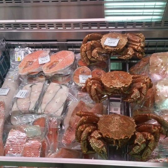 дары приморья магазин в москве. приморская магазины. дары моря магазин. рыба в магазине. дары приморья.