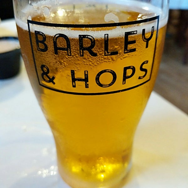 6/17/2018에 Peter J.님이 Barley And Hops Grill &amp; Microbrewery에서 찍은 사진