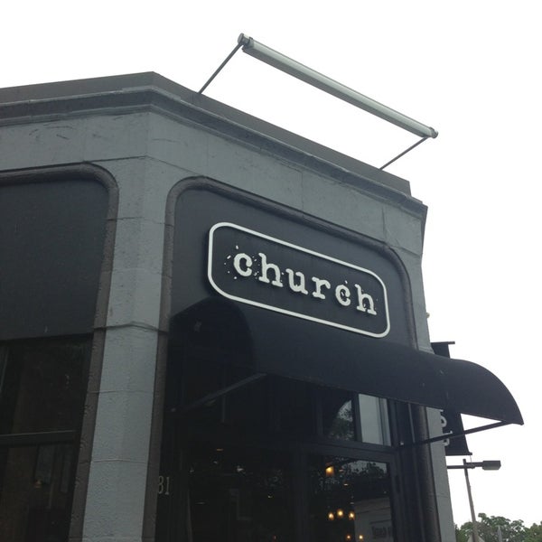รูปภาพถ่ายที่ Church โดย Roxie C. เมื่อ 8/3/2013