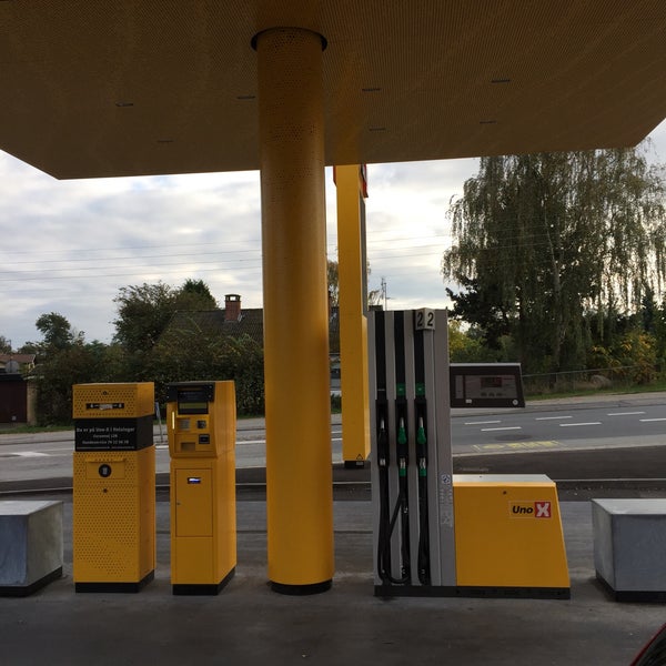 Unox Esrumvej Gas Station in Helsingor