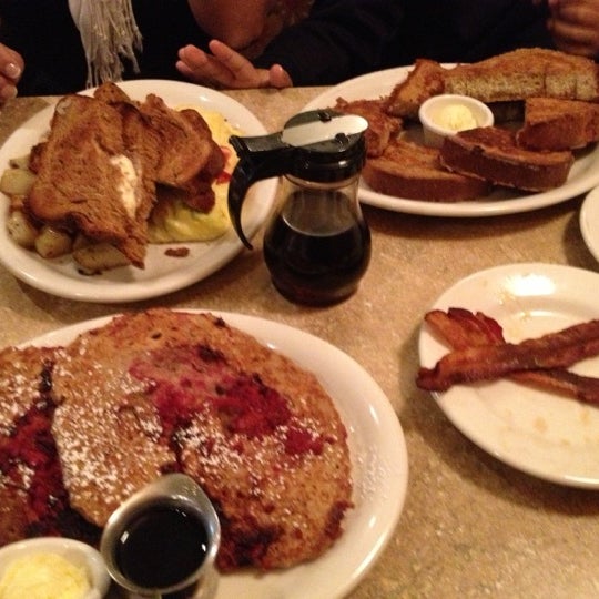 Portions are very big, so plan accordingly. French toast was a bit dry. Service was good.