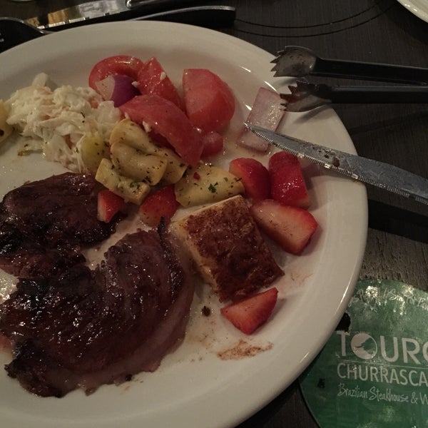 Foto diambil di Touro Churrascaria | Brazilian Steakhouse &amp; Wine Bar oleh Jean Michel P. pada 12/21/2014