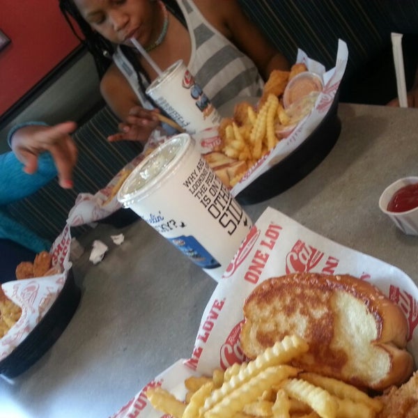 Photo taken at Raising Cane&#39;s Chicken Fingers by Embracelyfe D. on 1/11/2014