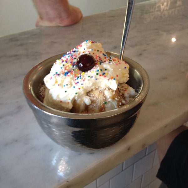 5/17/2013にAlly O.がJeni&#39;s Splendid Ice Creamsで撮った写真