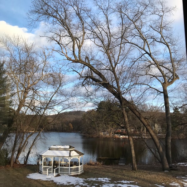 Anchor House Restaurant (Artık Kapalı) Amerikan Restoranı