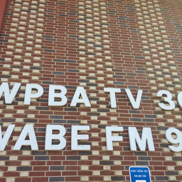 4/20/2013にDavid M.がPublic Broadcasting Atlanta - WABE 90.1 FM &amp; PBA 30で撮った写真