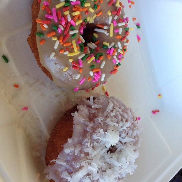 Photo taken at Duck Donuts by Adria L. on 9/30/2014
