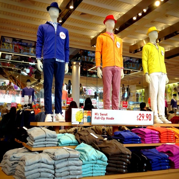 UNIQLO (сейчас закрыто) — Магазин одежды в San Francisco