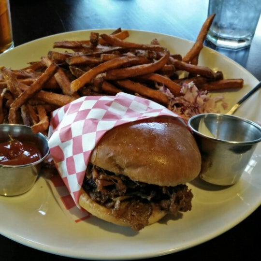 The Barbeque pulled Pork was excellent. You cant go wrong with their selections for lunch time :)