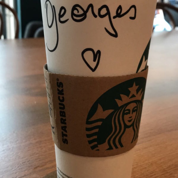 Снимок сделан в Starbucks пользователем George G. 7/5/2019
