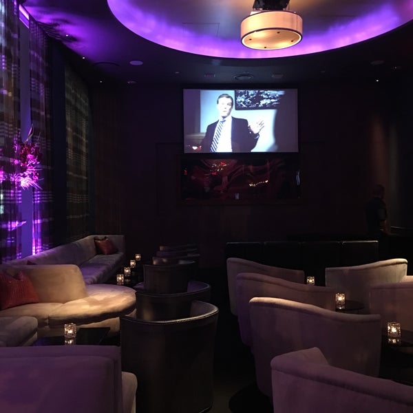 Foto tirada no(a) 48 Lounge por Theo G. em 9/25/2016