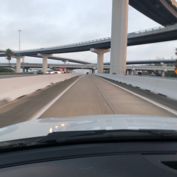 I45 Dixie Farm Road Intersección