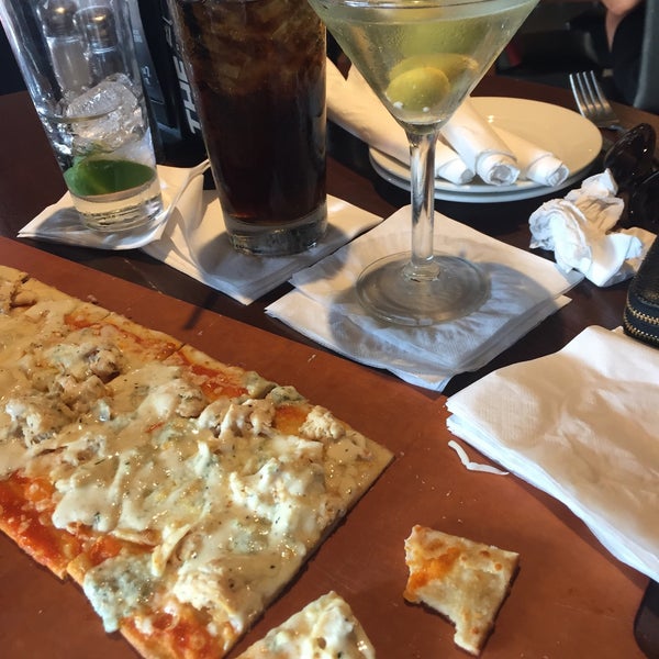 Photo taken at Bar Louie - Baybrook Mall by RuTh on 6/1/2017