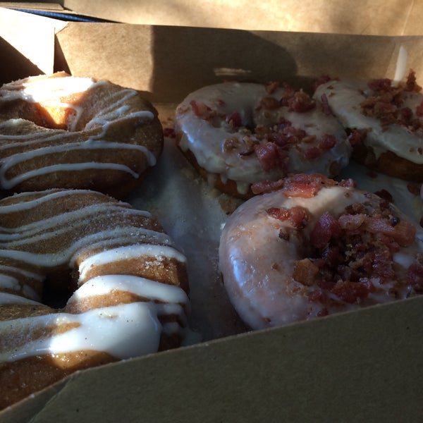 10/23/2016にEric G.がDuck Donutsで撮った写真
