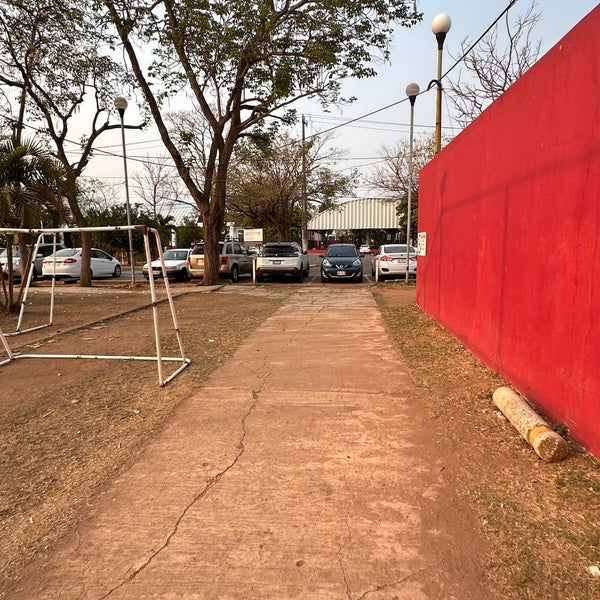 Das Foto wurde bei Parque de Béisbol Centenario del 27 de Febrero von Elliot S. am 4/30/2024 aufgenommen