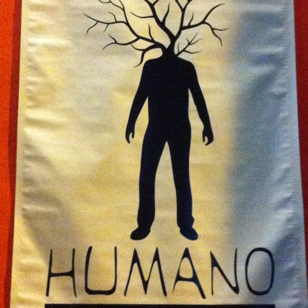 รูปภาพถ่ายที่ Humano Bar โดย Francisca B. เมื่อ 3/9/2013