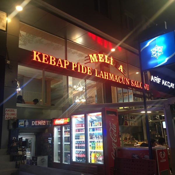 Das Foto wurde bei Melita Şark Sofrası Cafe &amp; Restaurant von Emre İzzettin Ş. am 9/4/2018 aufgenommen