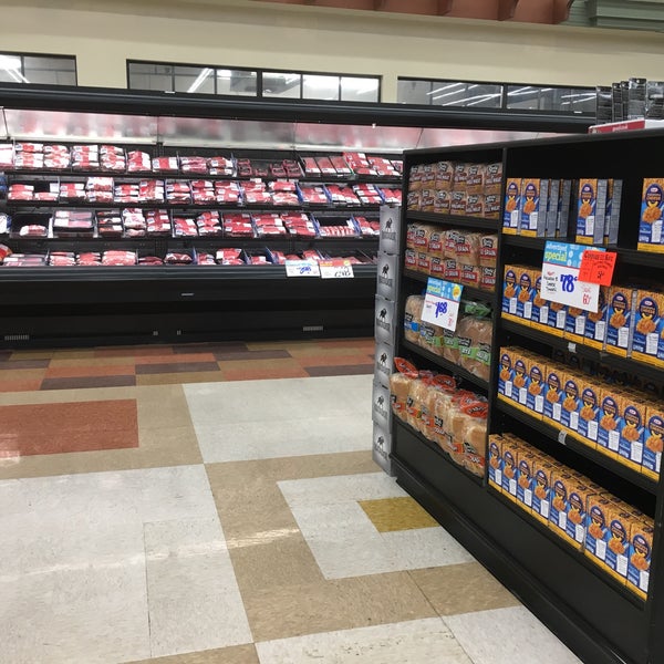 Super 1 Foods Grocery Store in Walla Walla