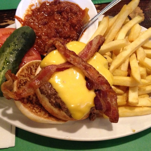 Best bacon chili cheese burger !