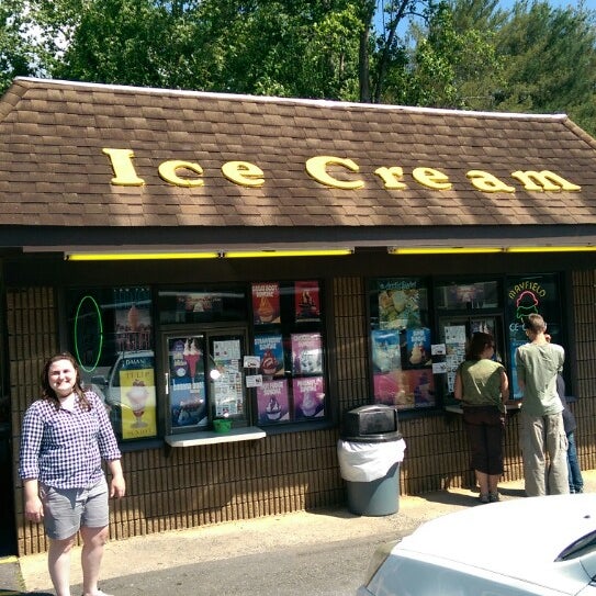 The Sweet Tooth Ice Cream Parlor in Murphy