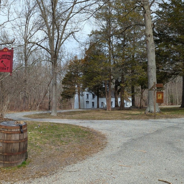 Das Foto wurde bei The Historic Village at Allaire von Richard R. am 3/17/2023 aufgenommen