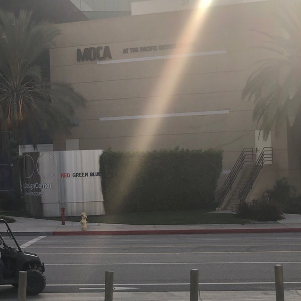 3/19/2019にSean F.がMOCA Pacific Design Centerで撮った写真