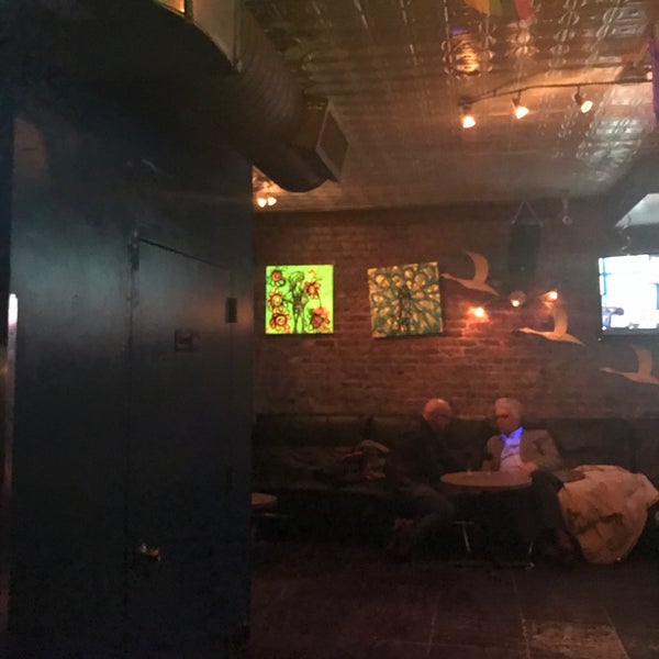 1/14/2017にSean F.がPosh Bar &amp; Loungeで撮った写真