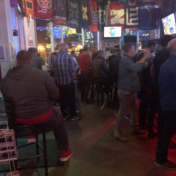 2/9/2019 tarihinde Sean F.ziyaretçi tarafından Gym Sports Bar'de çekilen fotoğraf