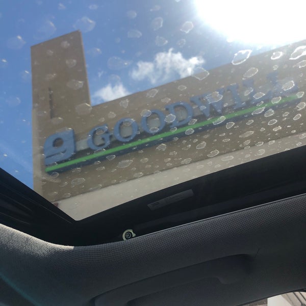 Goodwill Miracle Mile 817 S La Brea Ave