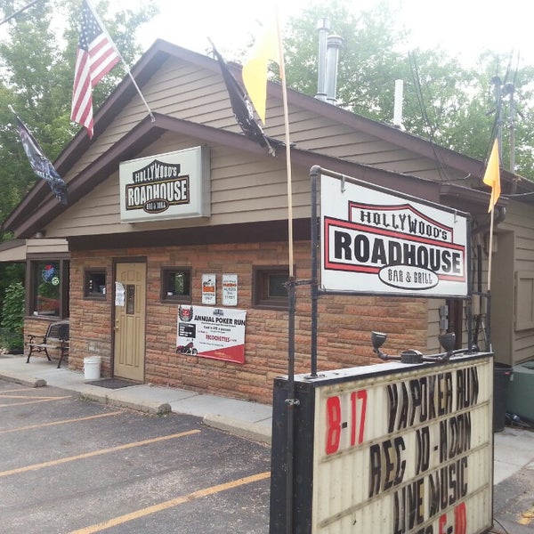 Hollywood's Roadhouse Bar & Grill 8 tips from 331 visitors