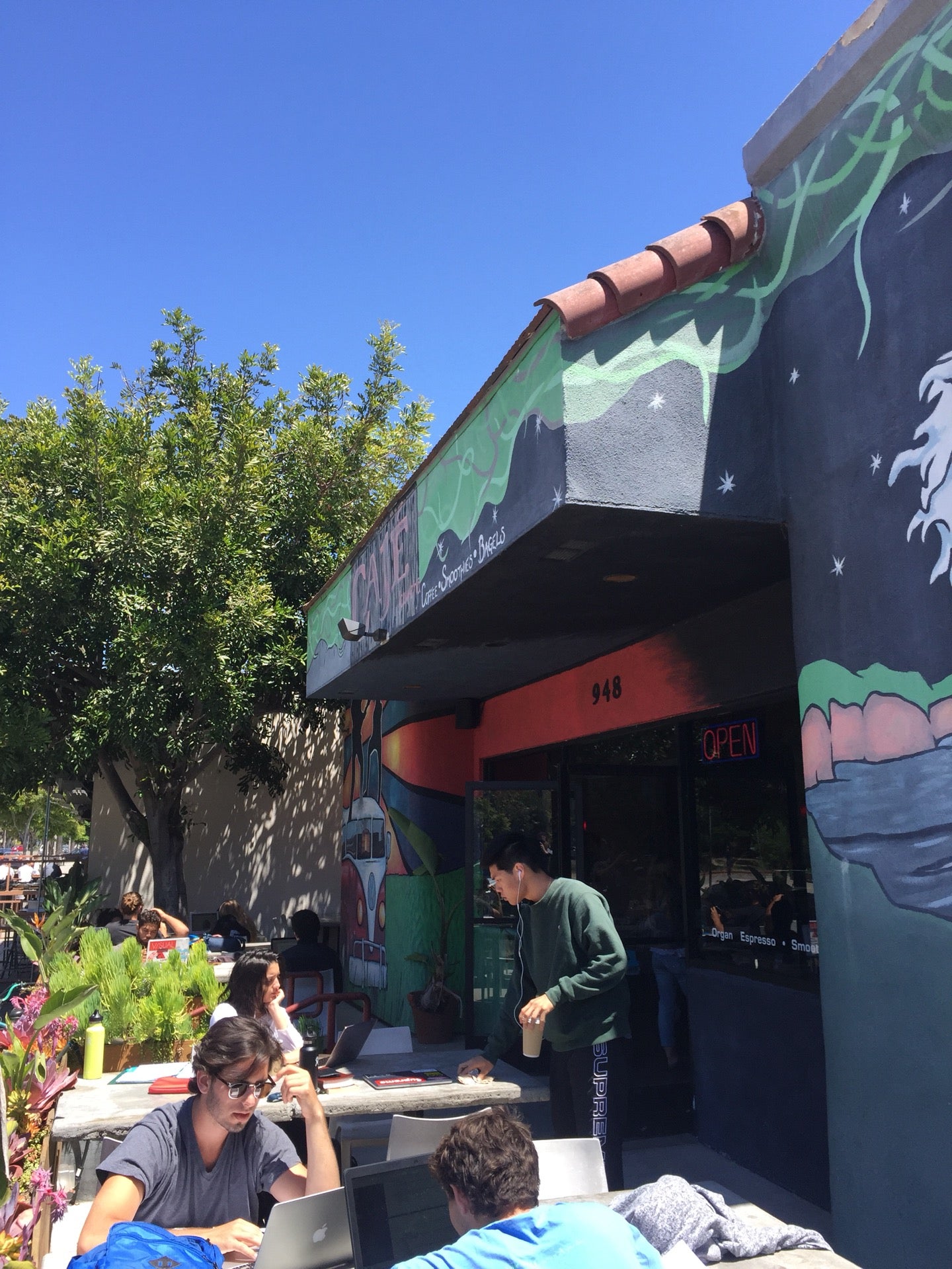 Caj Isla Vista CA