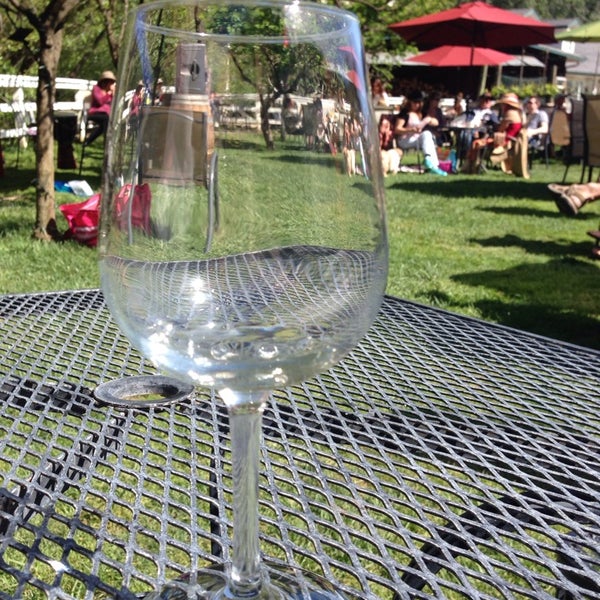 Foto scattata a Kelsey See Canyon Vineyards da Liz G. il 3/22/2014