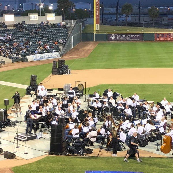 Снимок сделан в Whataburger Field пользователем William E. 4/22/2018