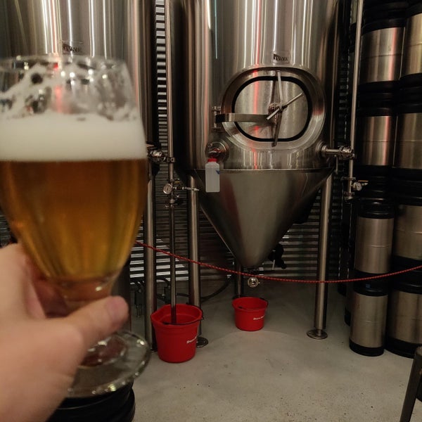 10/11/2019 tarihinde Charles N.ziyaretçi tarafından Bang Brewing Company'de çekilen fotoğraf