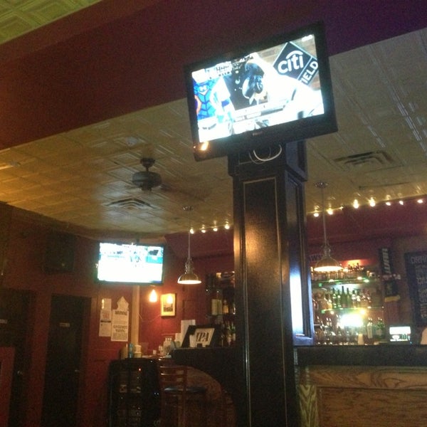 Beechmont Tavern Bar in White Plains