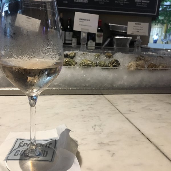 Photo taken at Épicerie Boulud by Anna S. on 7/27/2018