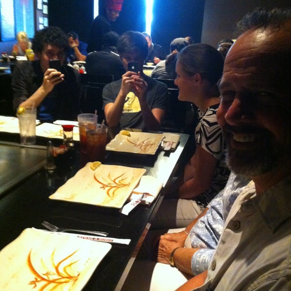 Photo prise au Kobe Teppan &amp; Sushi - Frisco par Kelley C. le6/17/2013