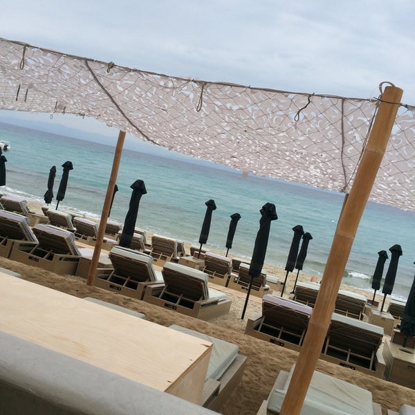 Photo taken at Villas • Seaside Lounge &amp; Restaurant by Chloé D. on 9/8/2016