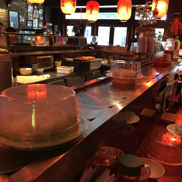 Kyodai rotating top sushi bar