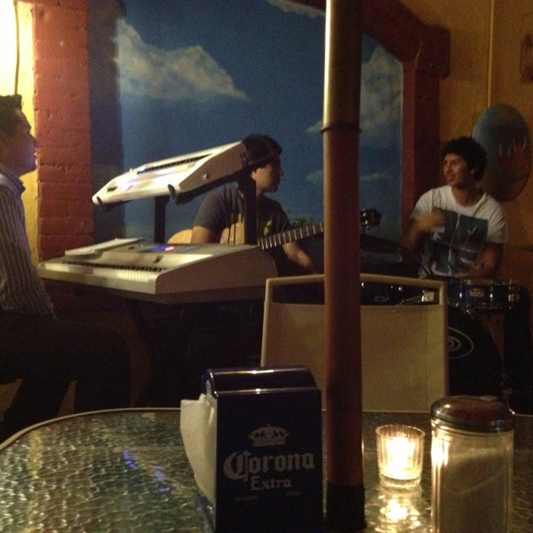 6/2/2013にFabian D.がLa Mandrágora Café + Barで撮った写真